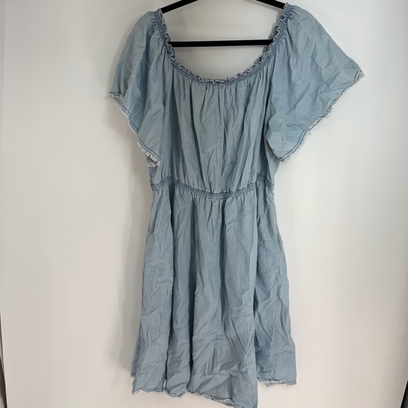 Lane Bryant Off Shoulder Cinched Waist Denim Mini Dress - Picture 2 of 3